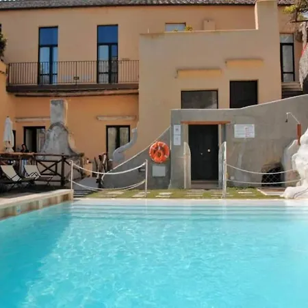 Loft By Amalfivacation アマルフィ