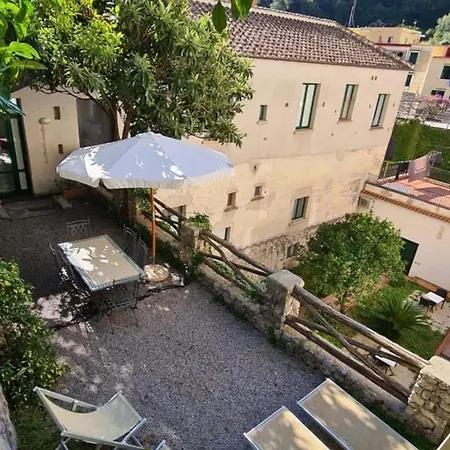 Loft By Amalfivacation アパートホテル アマルフィ